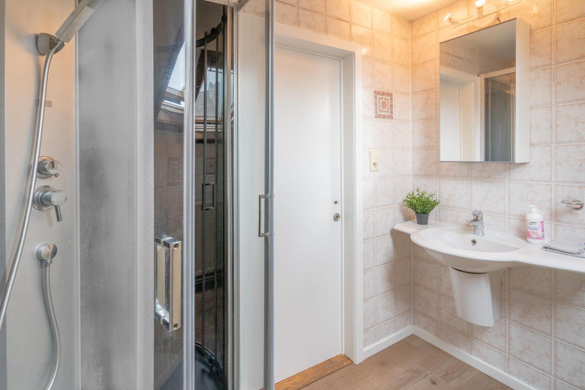 Authentic Apartments In The Center Of Anvers Extérieur photo